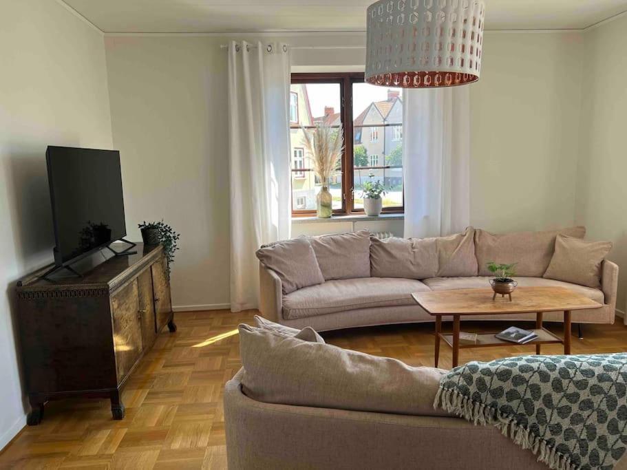Kvarteretskatan! Ystad Exteriör bild